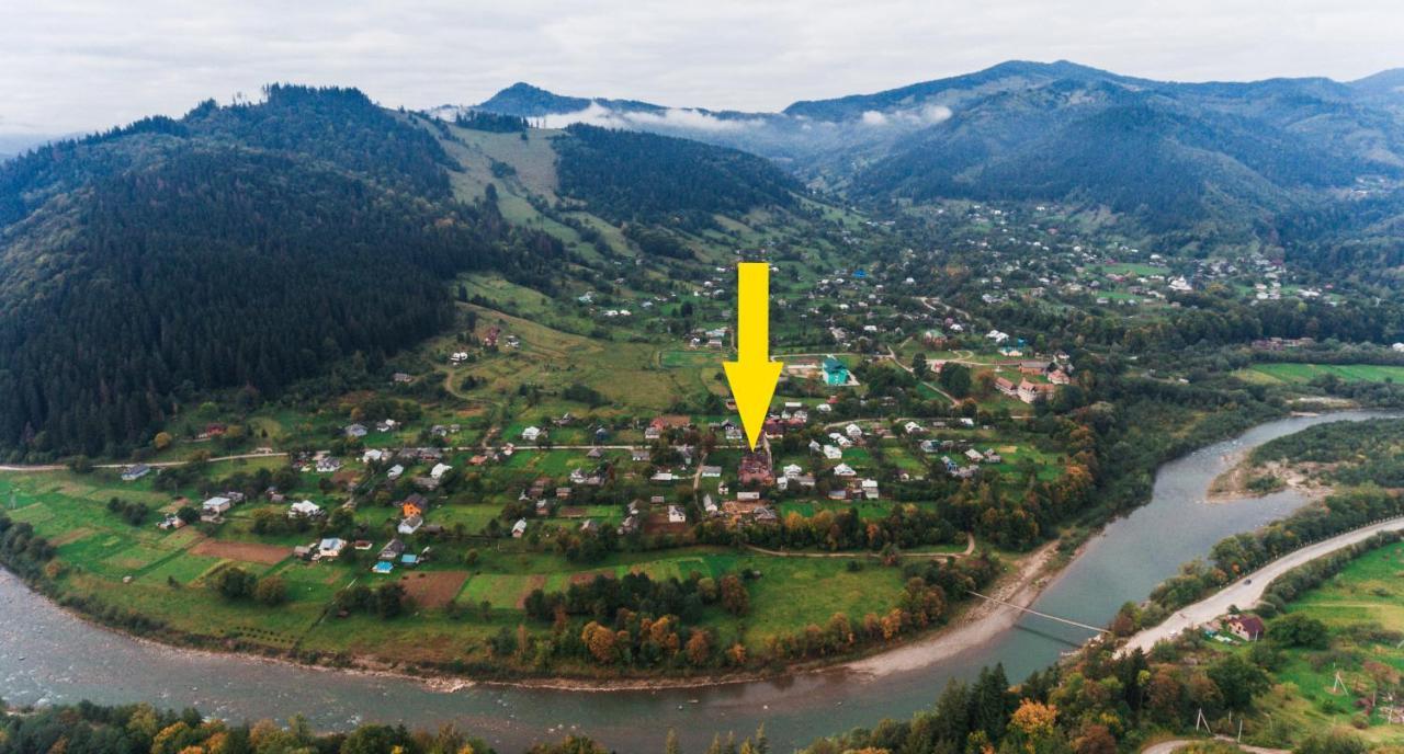 хата різьбяра 山林小屋 *